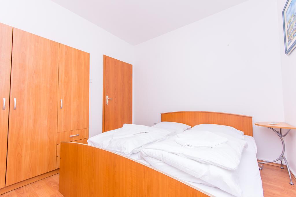Apartment Horizont Trogir Exteriör bild