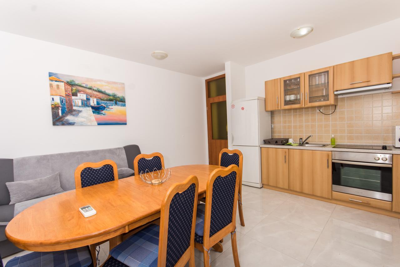 Apartment Horizont Trogir Exteriör bild