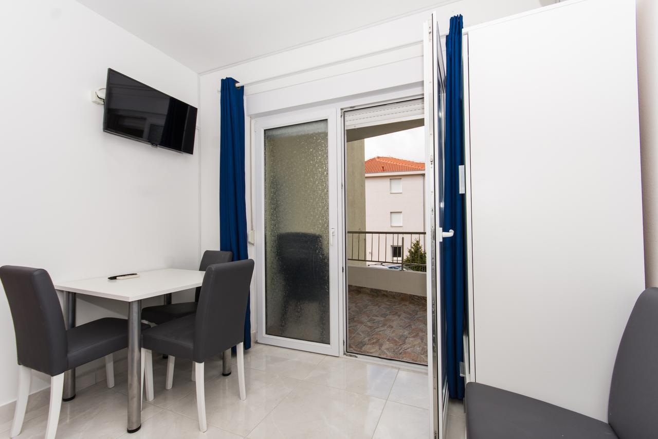 Apartment Horizont Trogir Exteriör bild